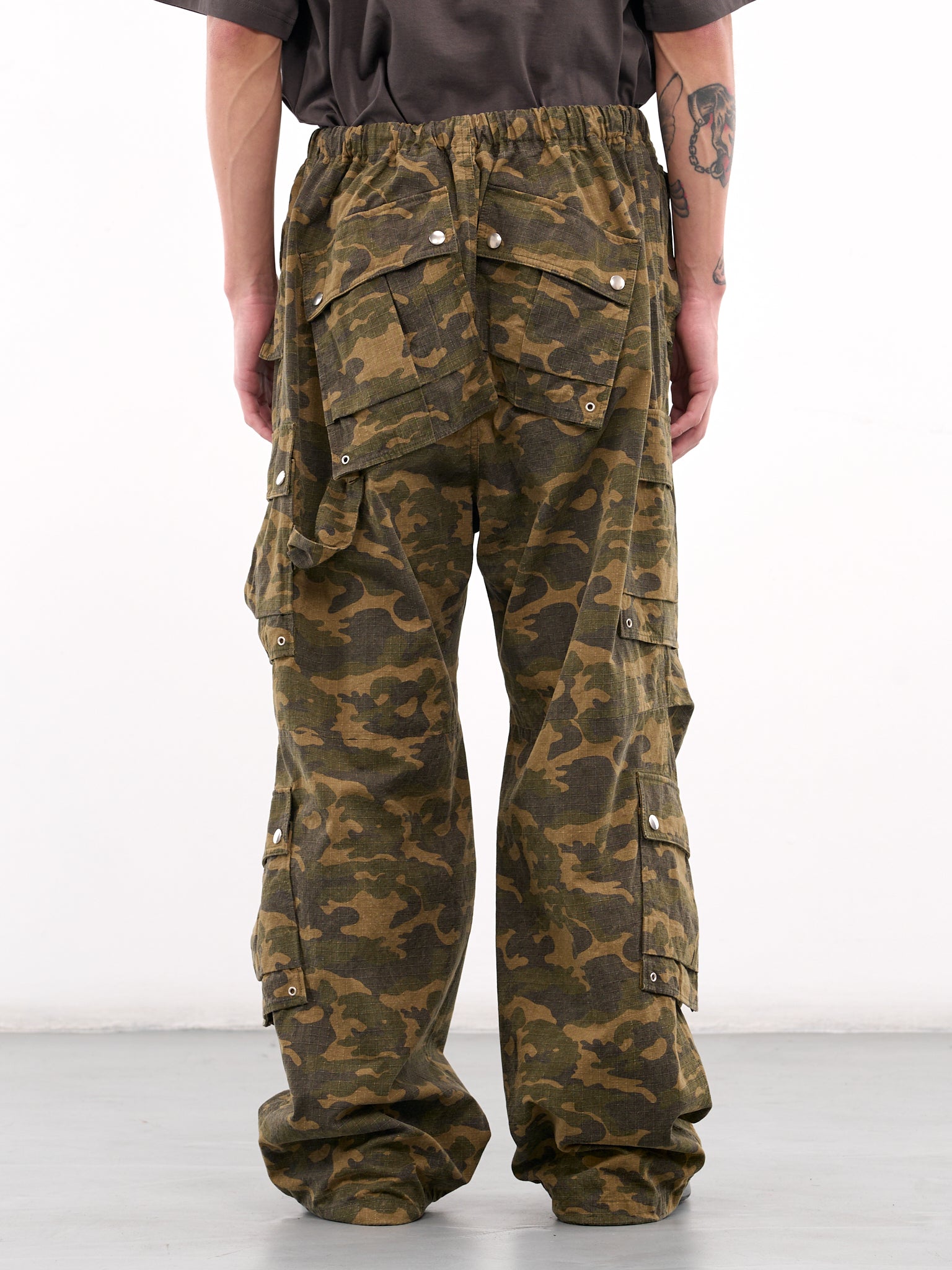 WE11DONE Camo Cargo Pants | H. Lorenzo - back