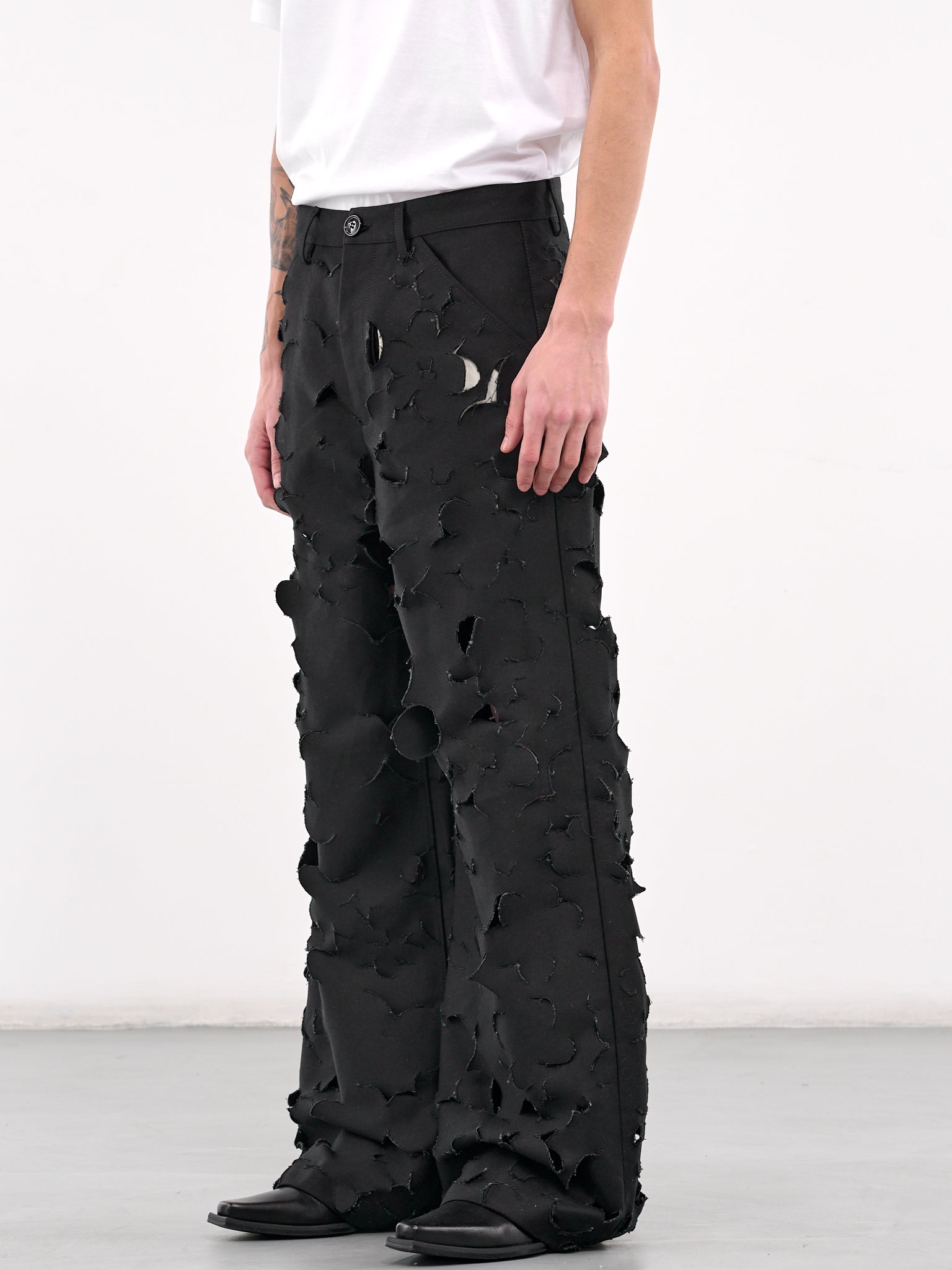 Laser Cut Trousers (PUMU0287S0-USR012-BLACK)