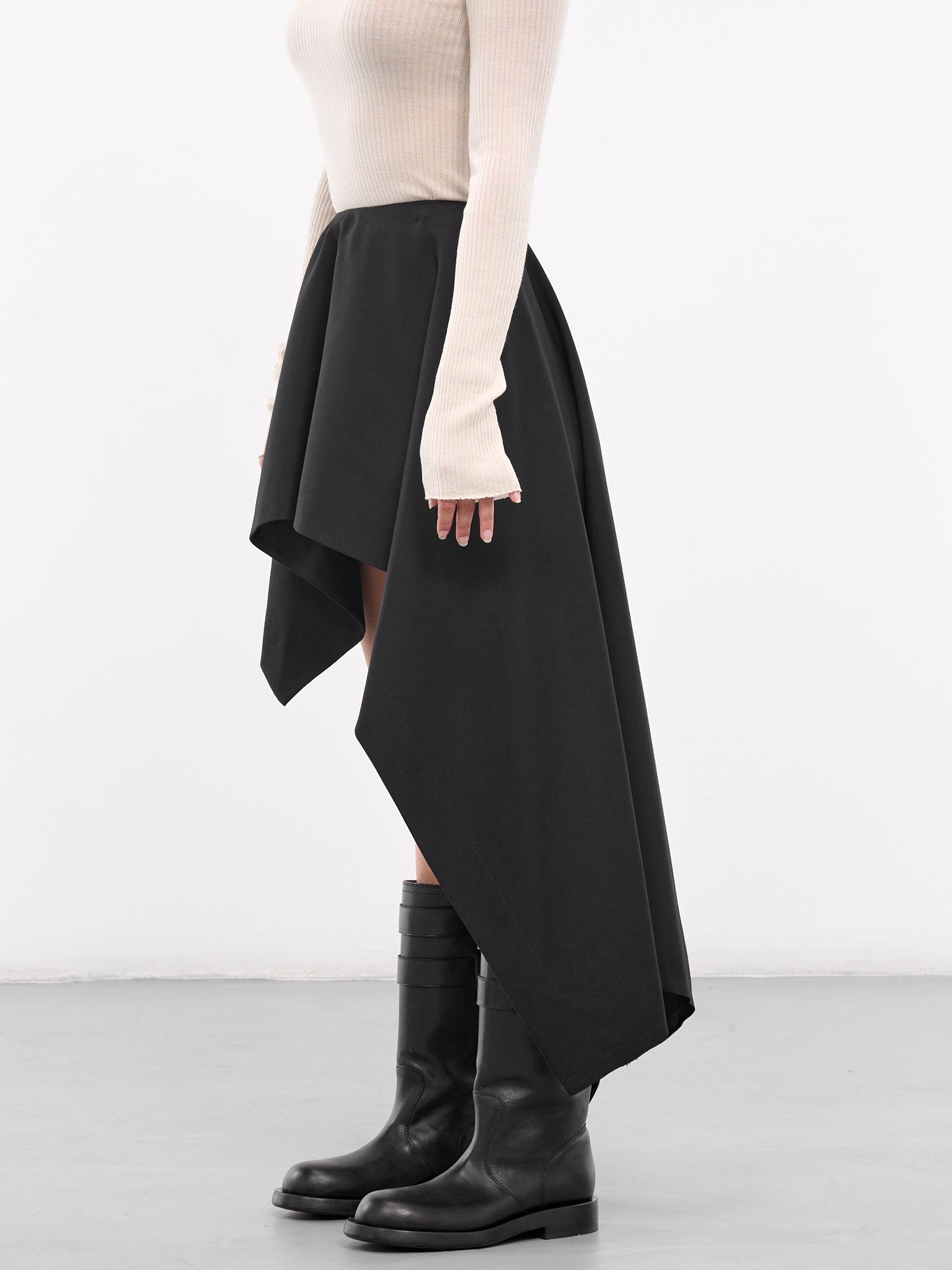 Draped Skirt (QUPZ35006A-QZ011-BLACK)