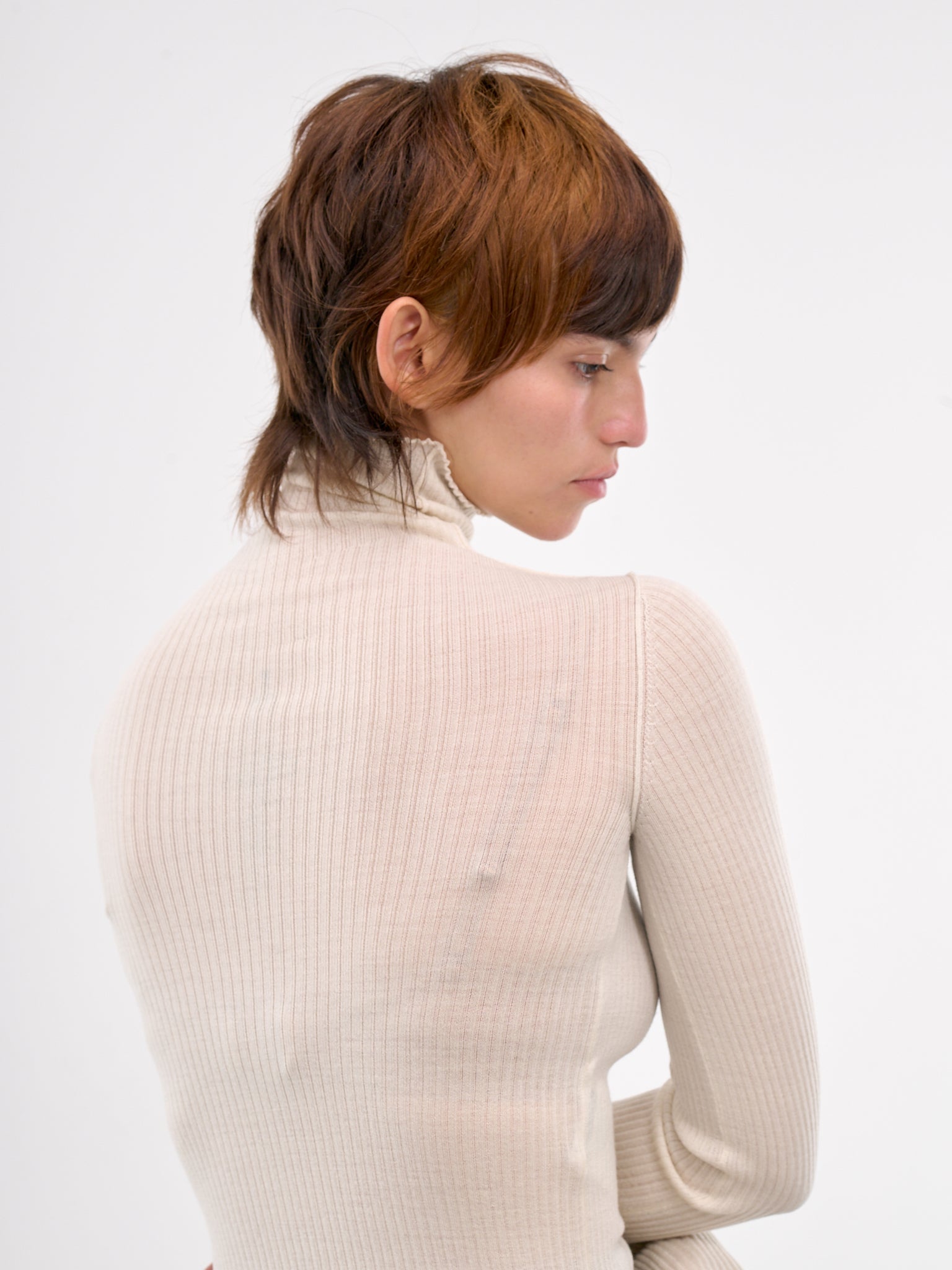 Ribbed Turtleneck (QUPZ75013A-QZ608-MEDIUM-BEIGE)