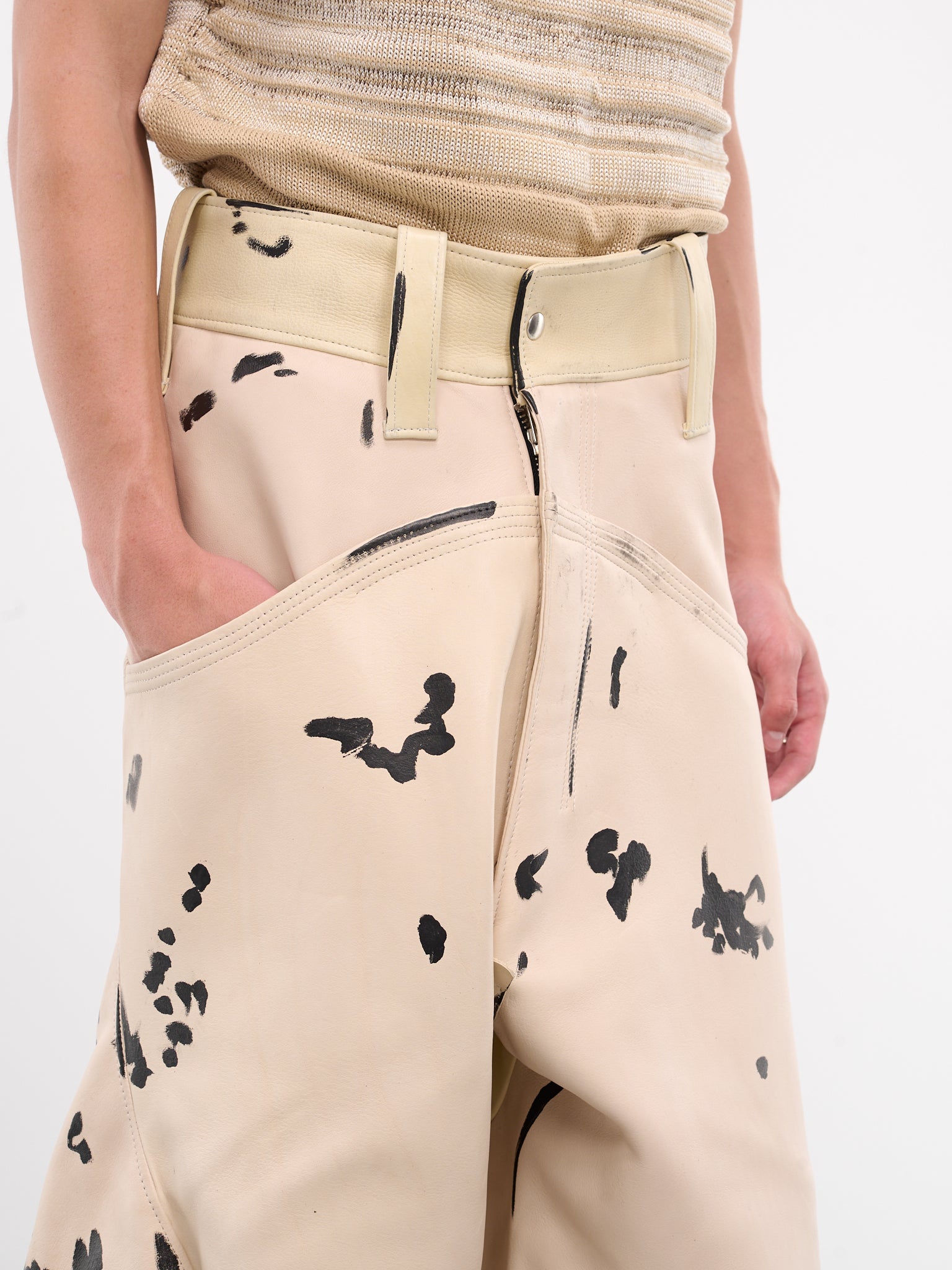 Reversed Tubey Pants (REVERSED-WHITE-BLACK)