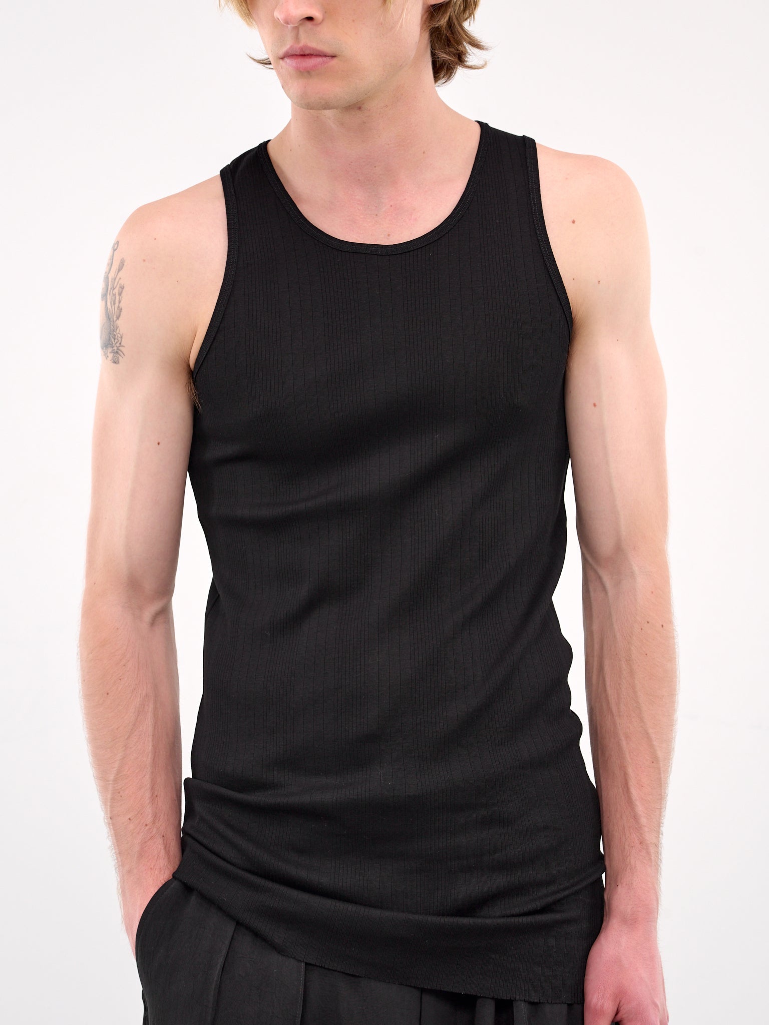 Ribbed Tank Top (RM251-035-BLACK)