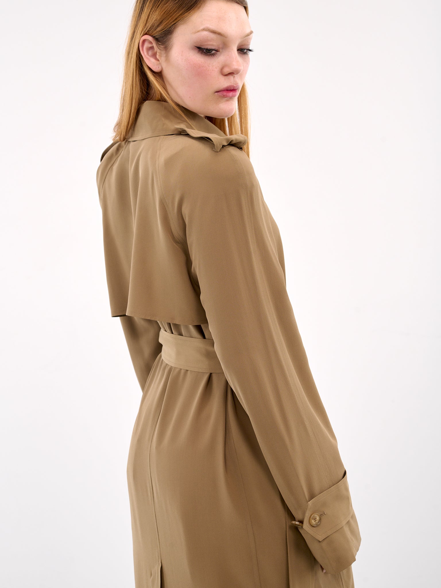 The Sinnerman Trench Coat (S25M3-THE-SINNERMAN-MUD)