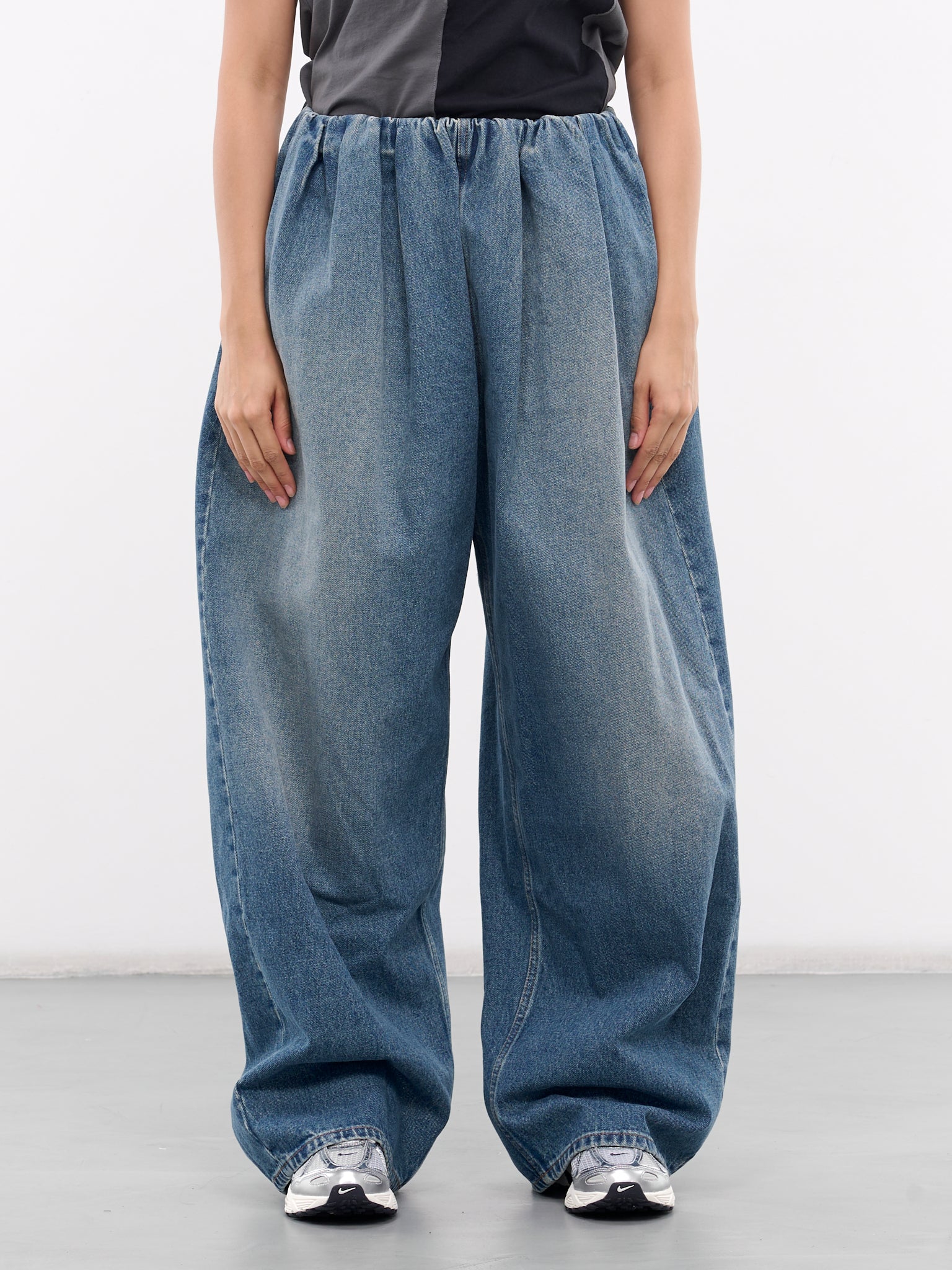 MM6 MAISON MARGIELA Baggy Denim Trousers | H. Lorenzo - front