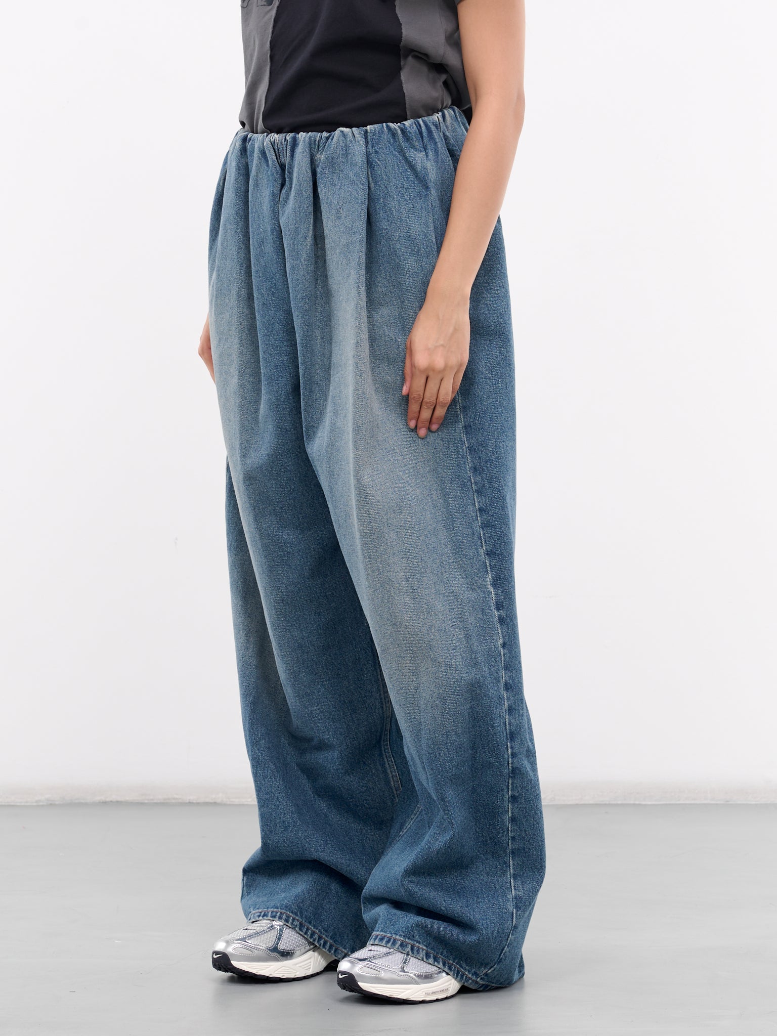 MM6 MAISON MARGIELA Baggy Denim Trousers | H. Lorenzo - side