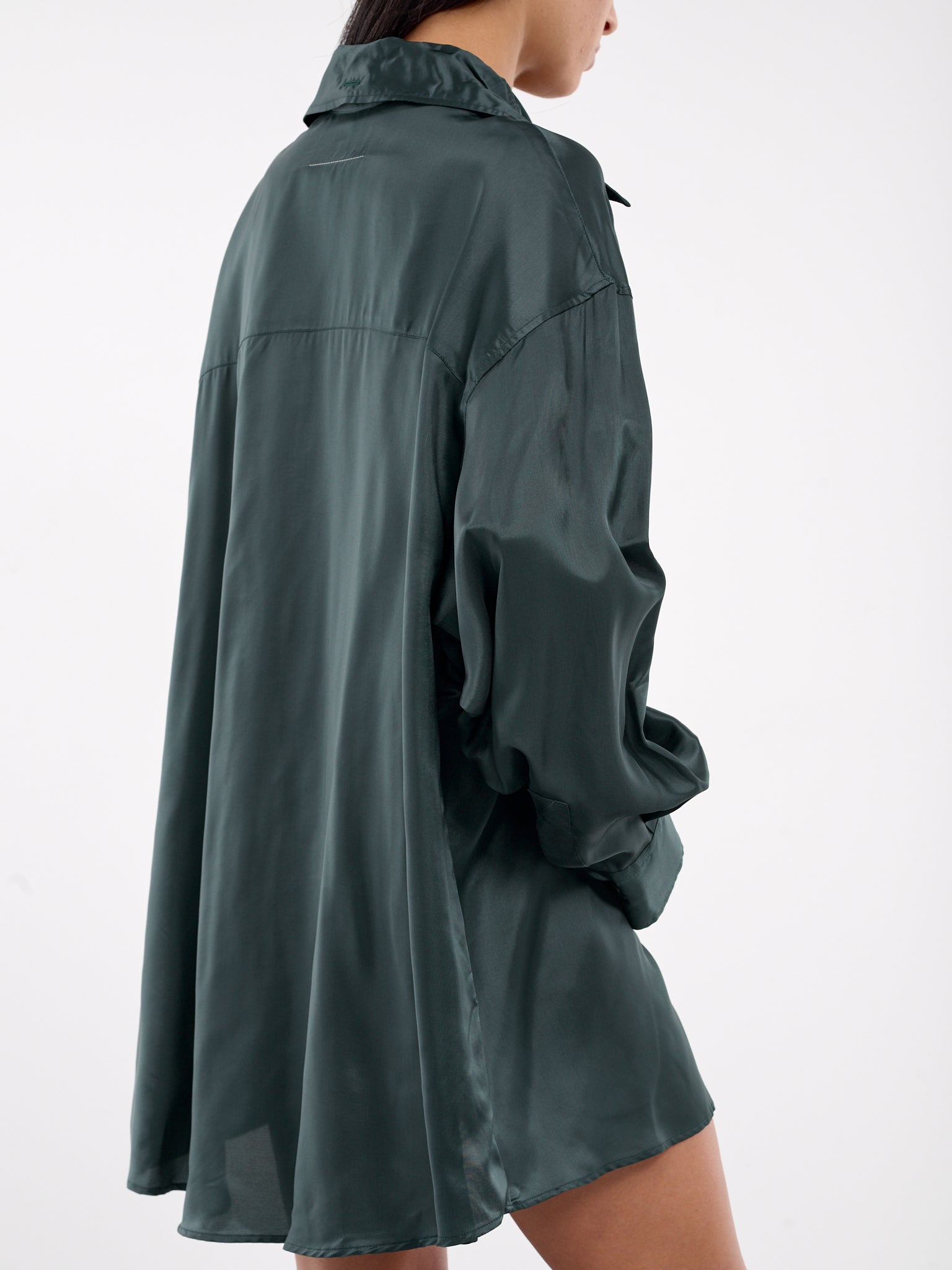 Relaxed Satin Shirt (S62DT0033-S41355-GREEN)