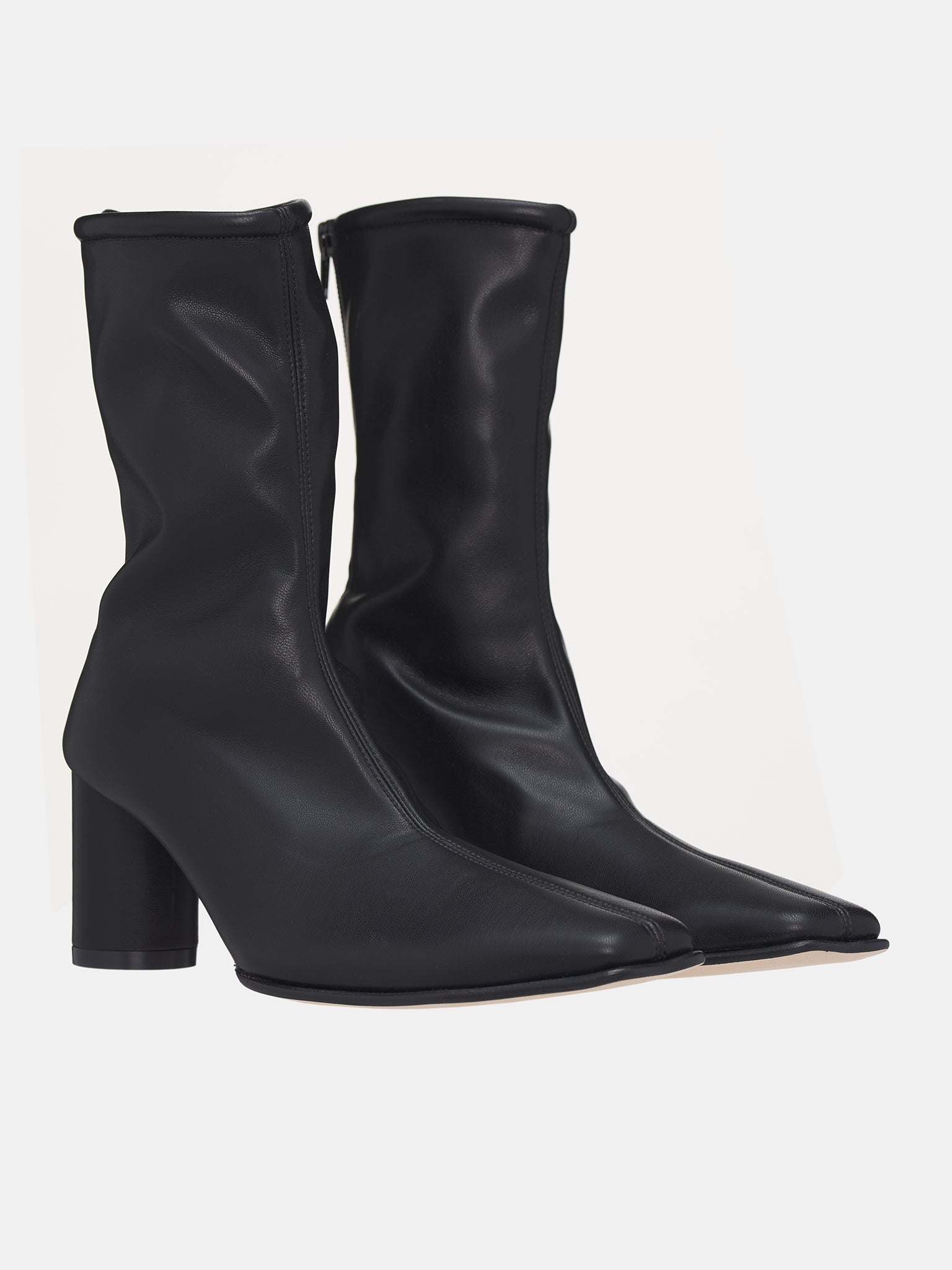 Pointed Slim Boots (S66WU0120-P7973-BLACK)