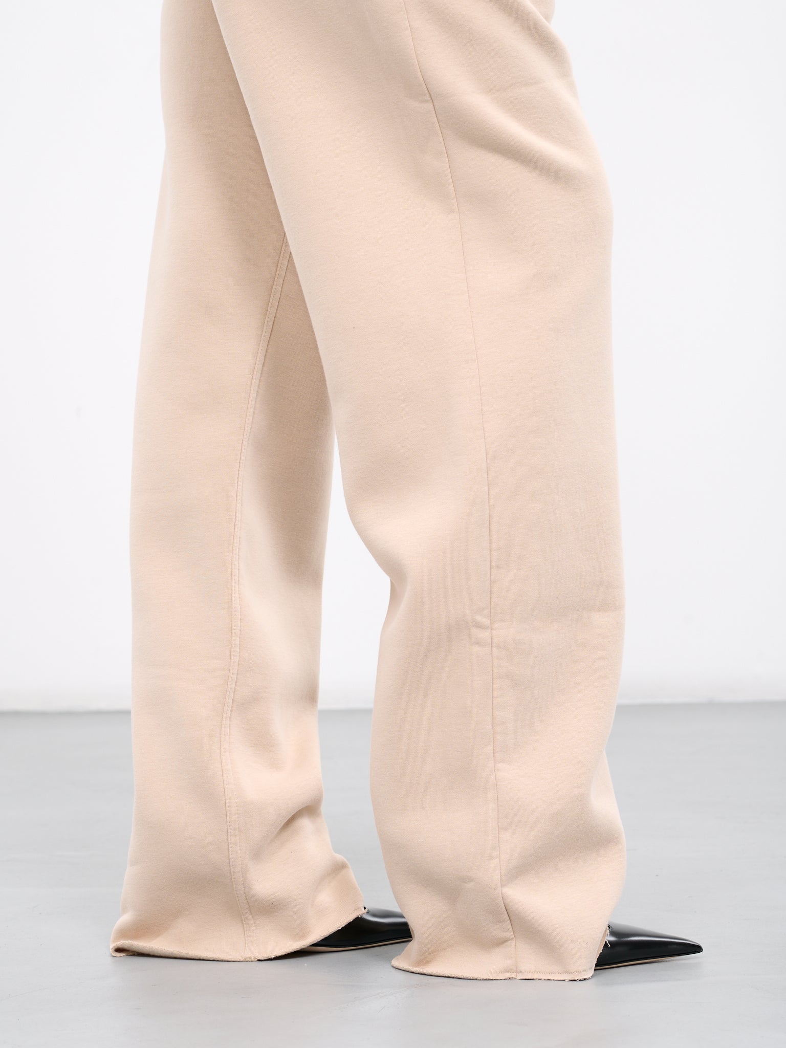 Raw Trousers Hem (S62LB0151-S25596-BEIGE)