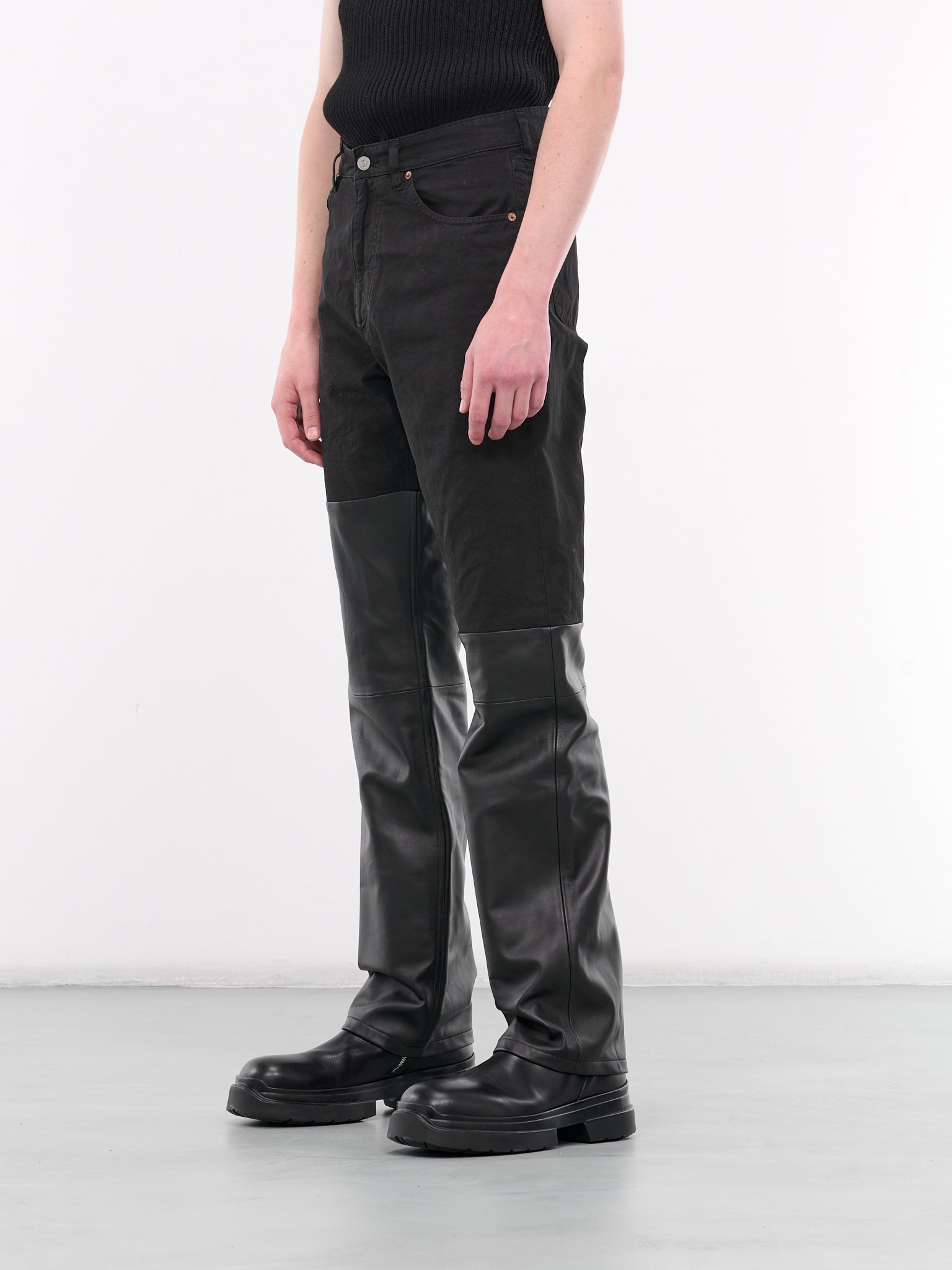 MM6 MAISON MARGIELA Trousers | H. Lorenzo - side