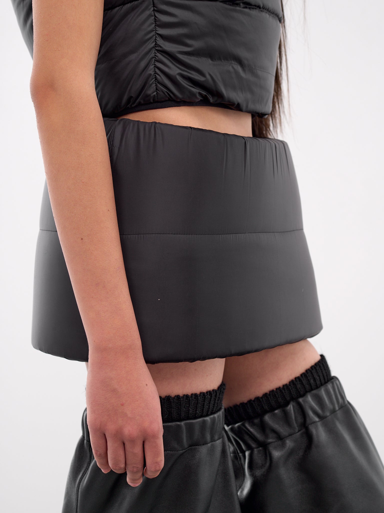 Puffer Mini Skirt (SK01127-0015-BLACK)