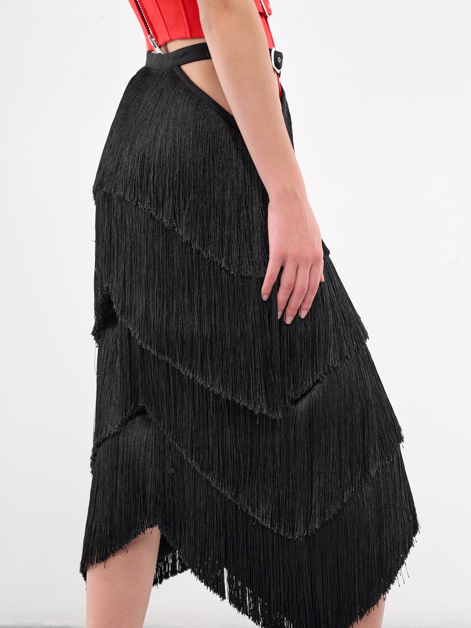 Reverse Fringe Skirt (SKPVBK09-BLACK)