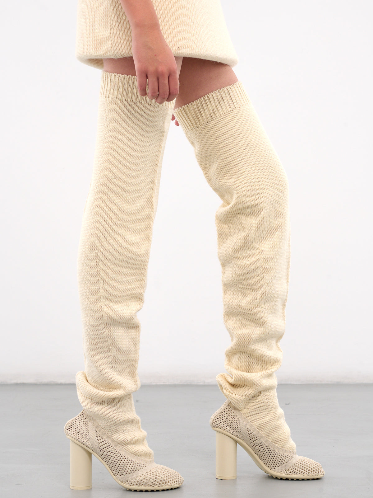 Thigh-High Wool Knit Socks (SO01073-0269-BEIGE)