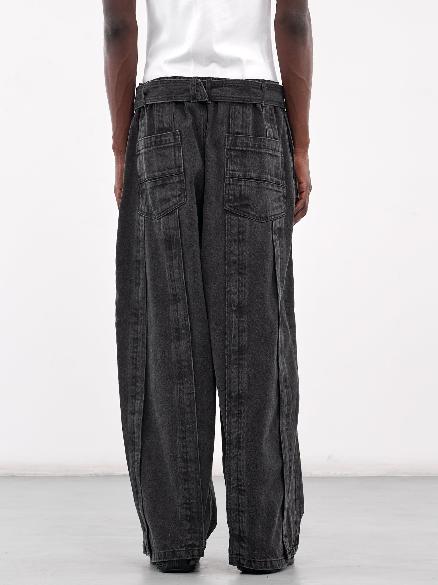 Asymmetrical Vertical Jeans (SSH2PT724BK-BLACK)