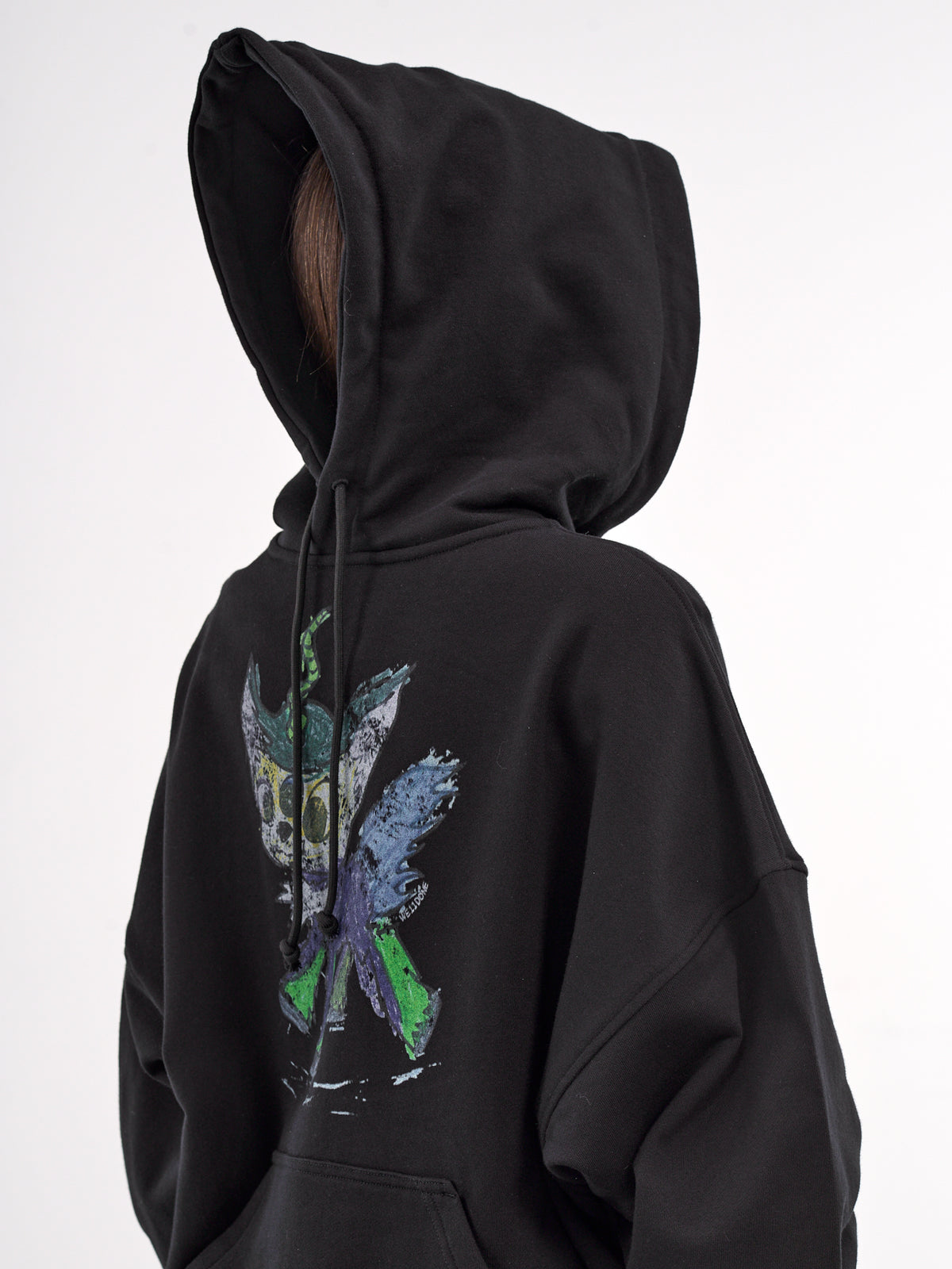 Twin All-Around Graphic Hoodie (TJ0-25-833-U-BLACK)