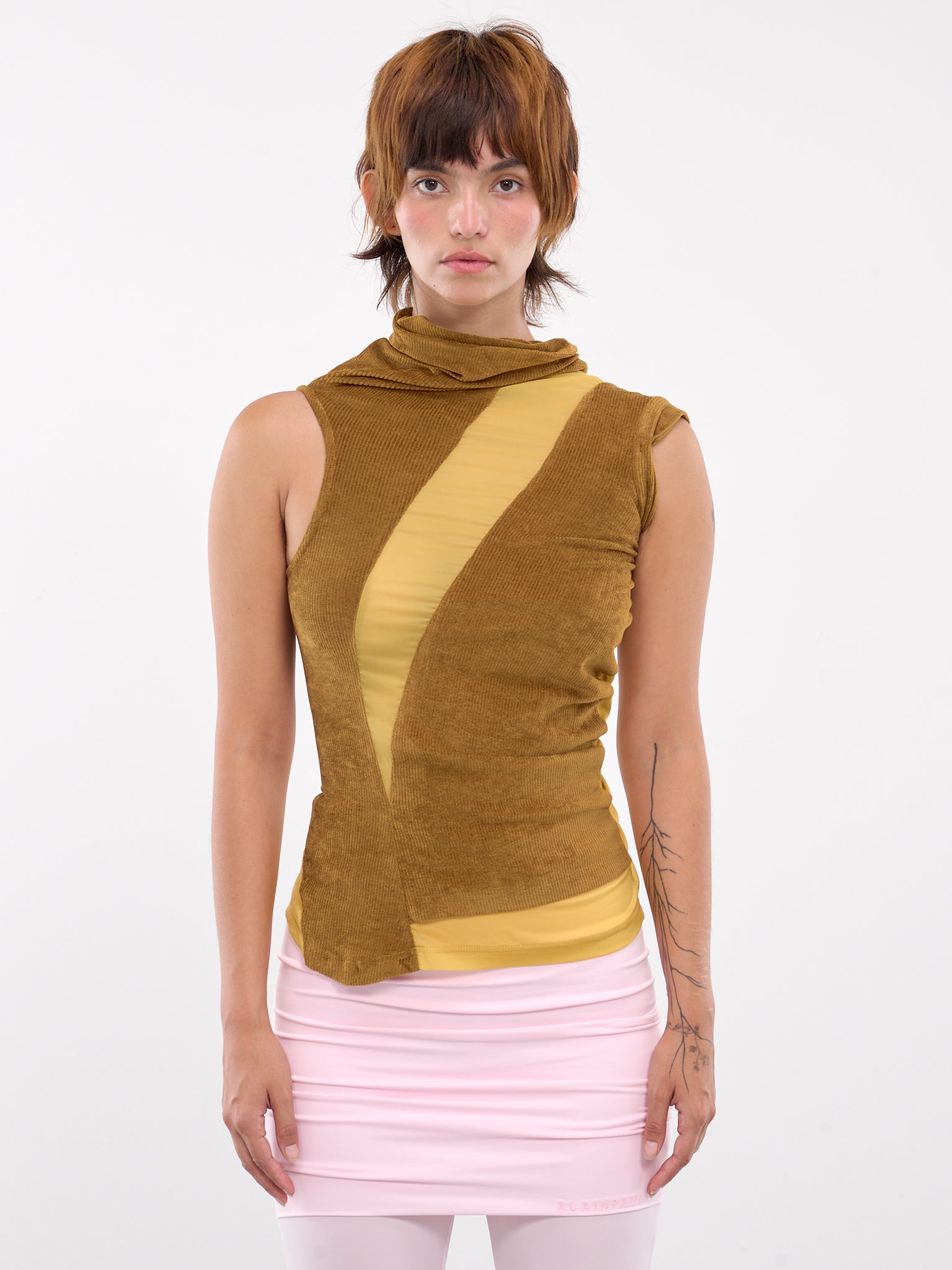 Pendle Paneled Top (TP08-60-CARAMEL-OCHRE)