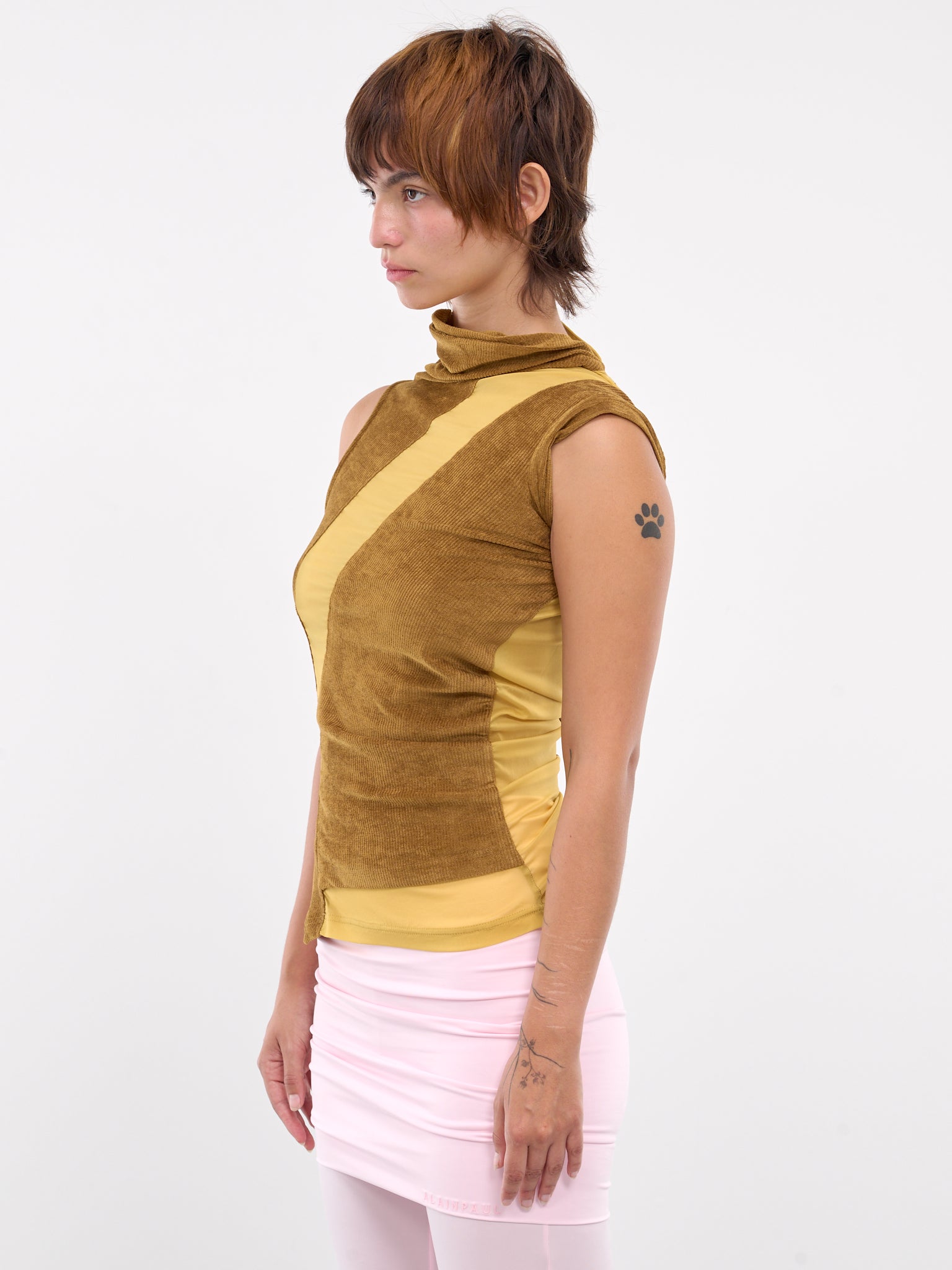 Pendle Paneled Top (TP08-60-CARAMEL-OCHRE)