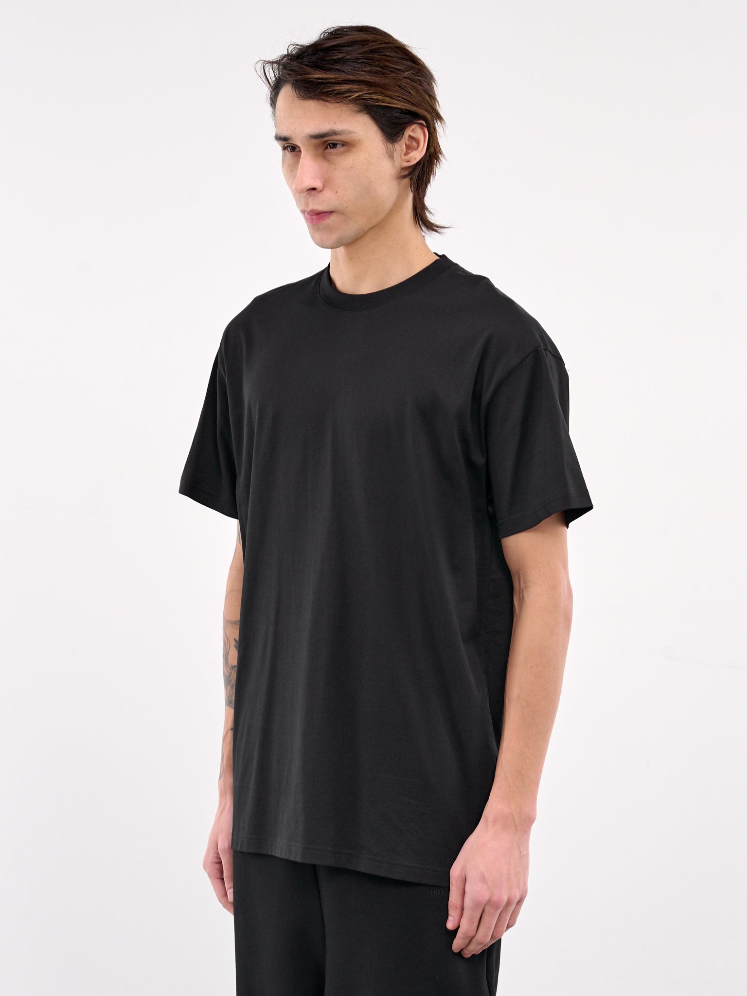 Relaxed Fit Tee (U001-T001-C001-BLACK)