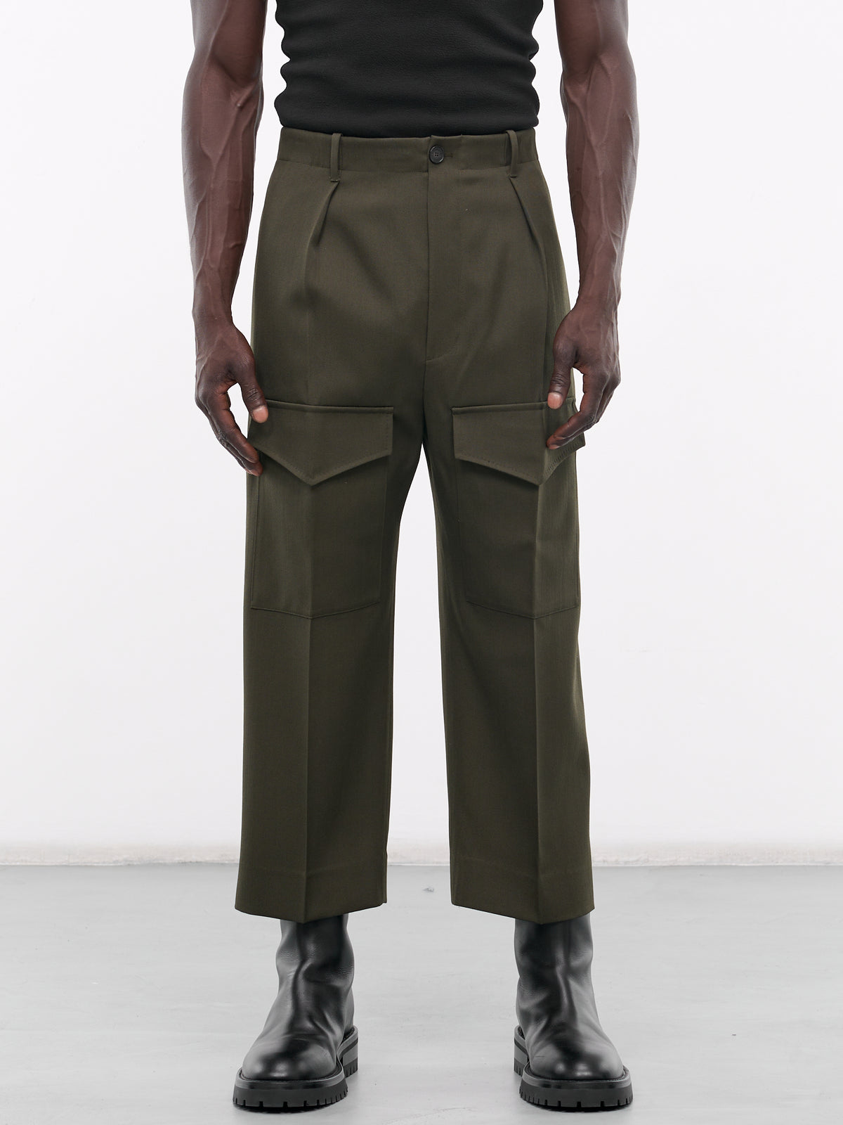 Gabardine Chino Pants (U241-P009-W028-DARK-GREEN)