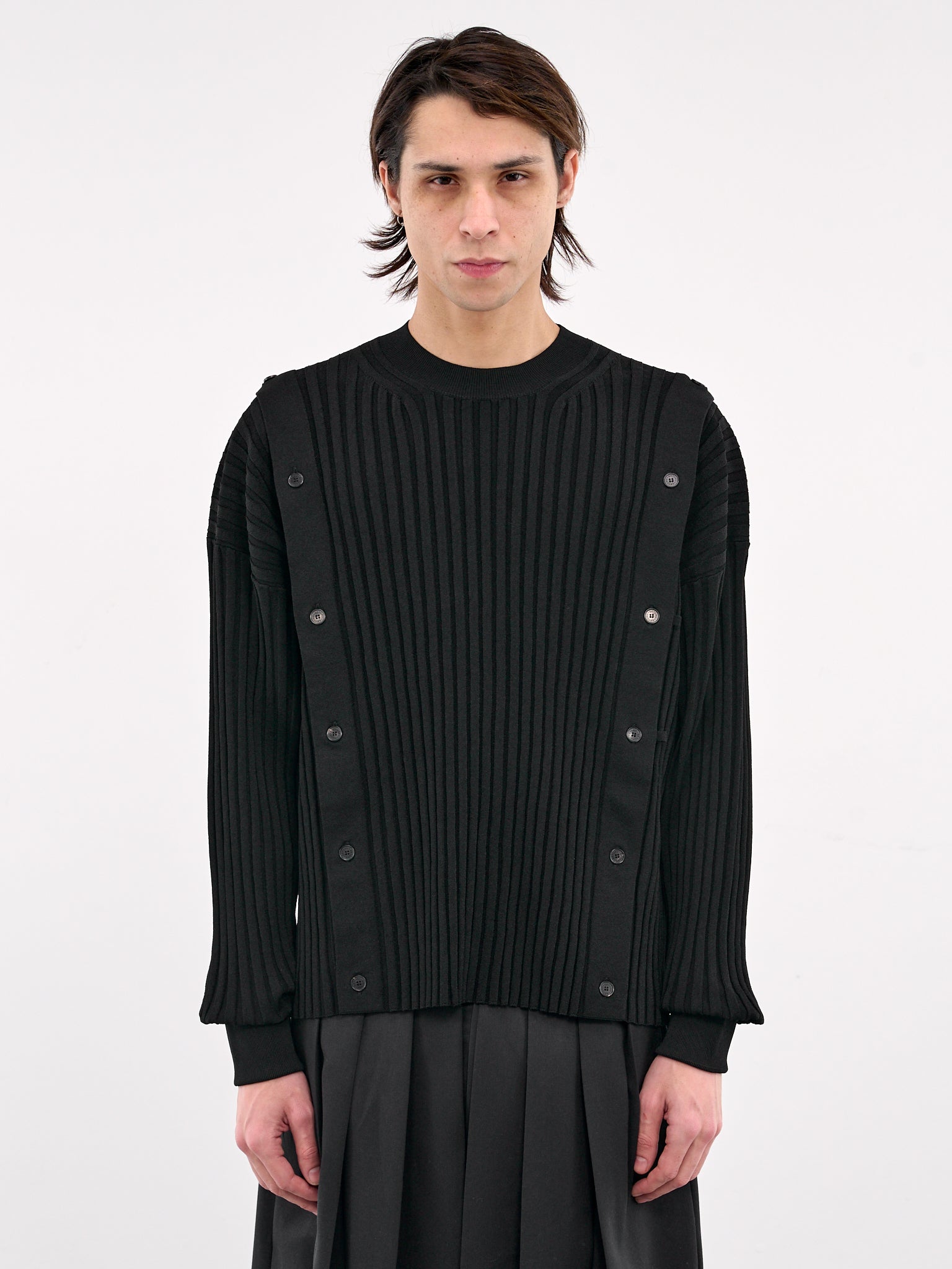 SETCHU Button Jumper | H. Lorenzo - front