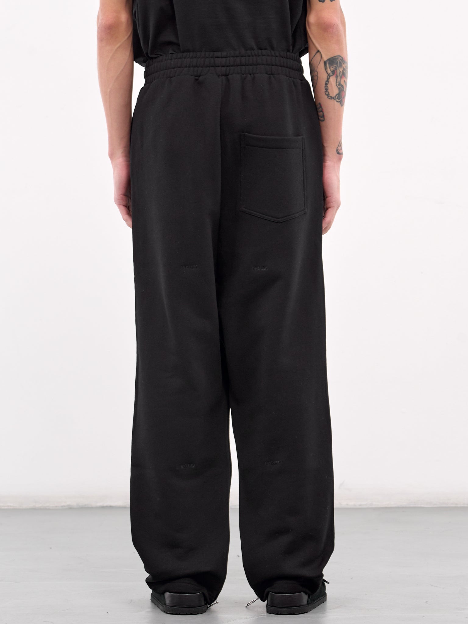 Wide Sweat Pants (U251-P022-C009-BLACK)