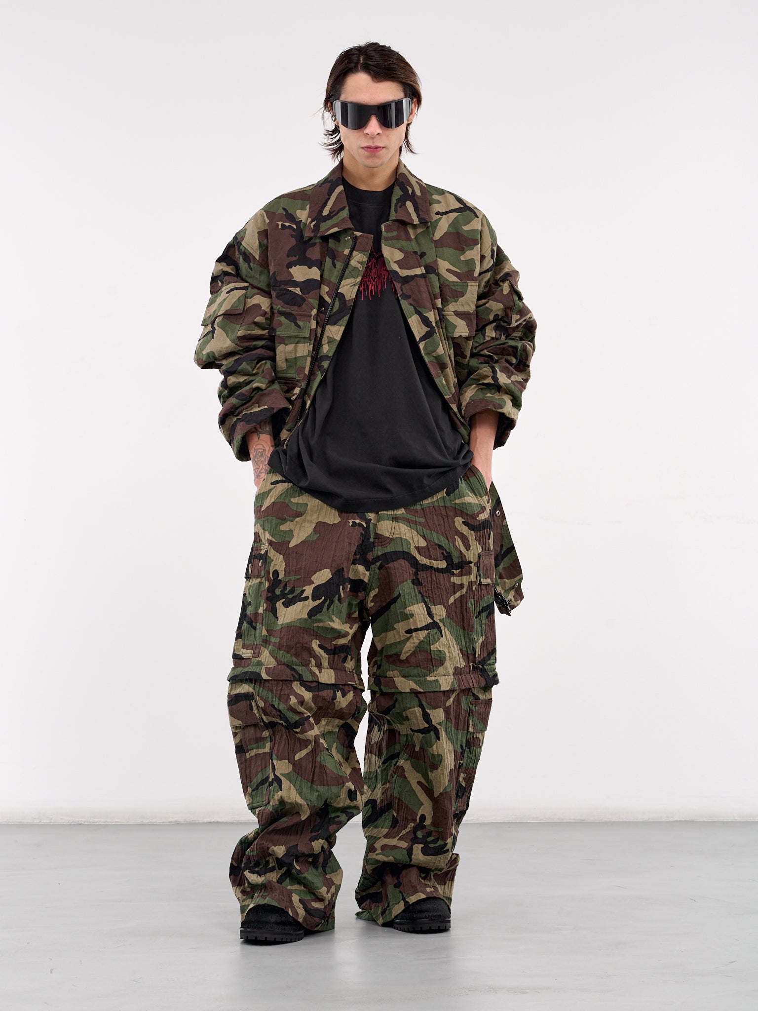 Metalized Wrinkled Cargo Pants (UA66PA100X-CAMOUFLAGE)