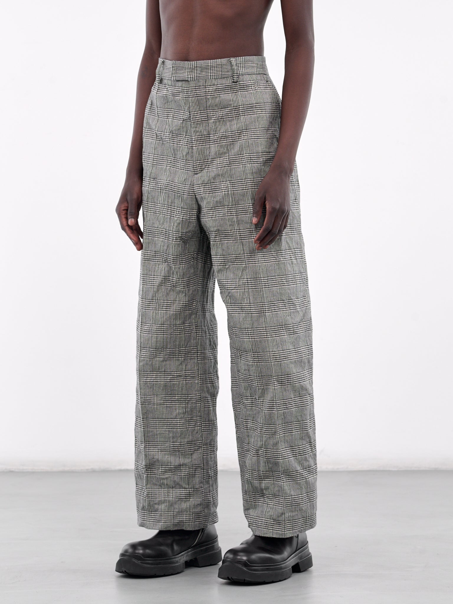 VETEMENTS Check Trousers | H. Lorenzo - side