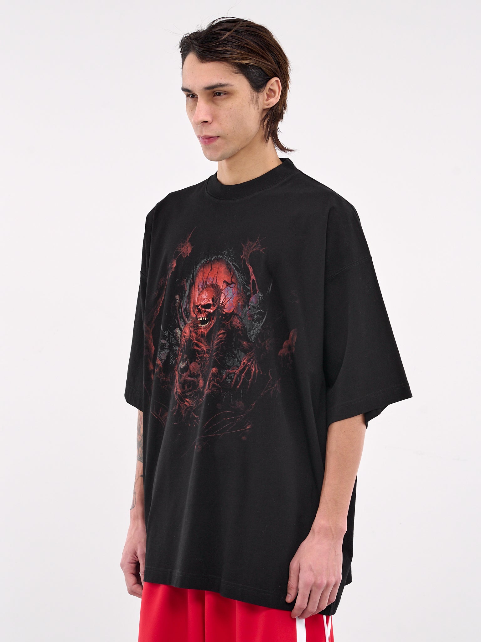 VETEMENTS Graphic Tee | H. Lorenzo - side