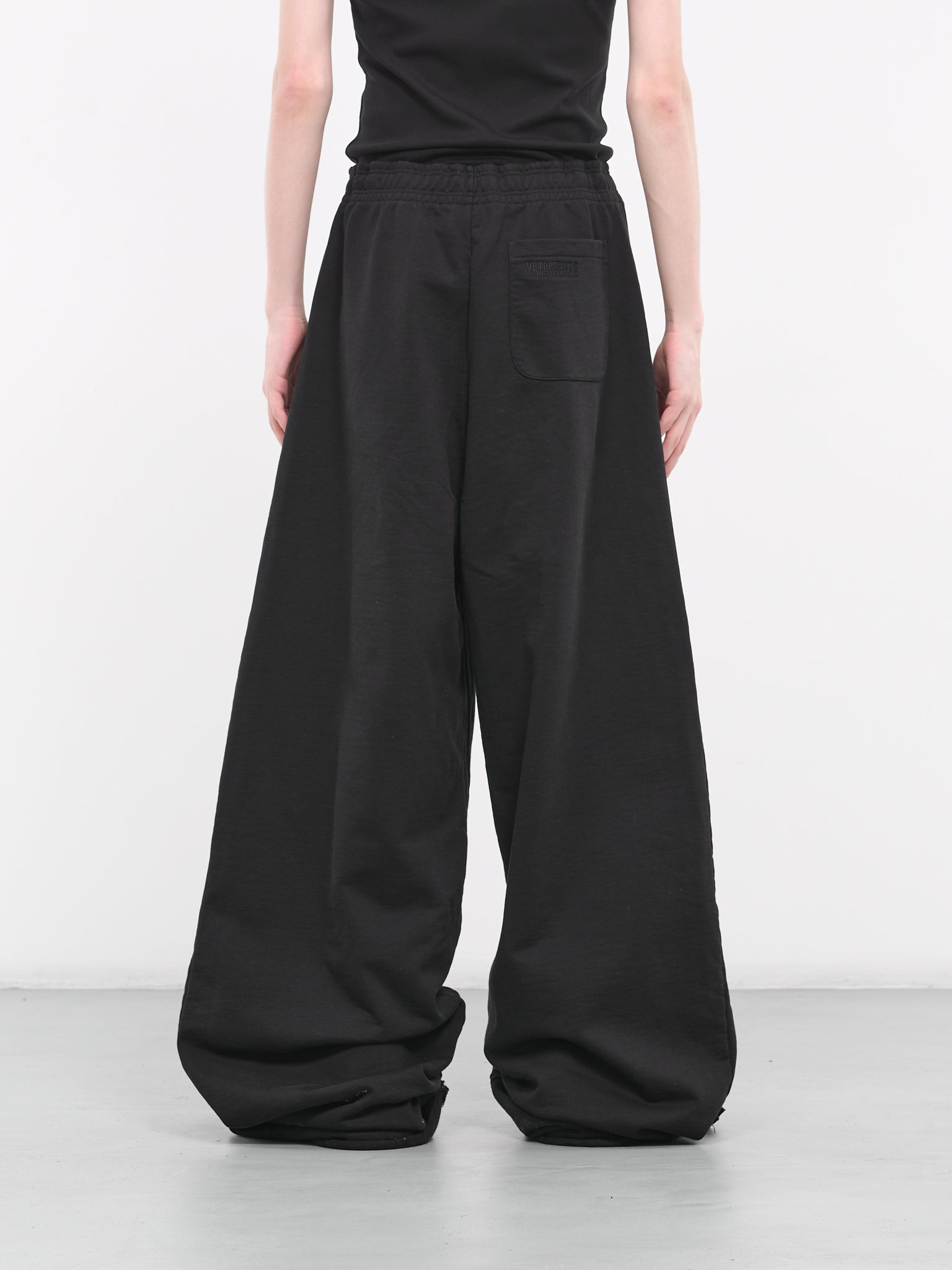 Vetements Leggings for Women, Online Sale up to 80% off