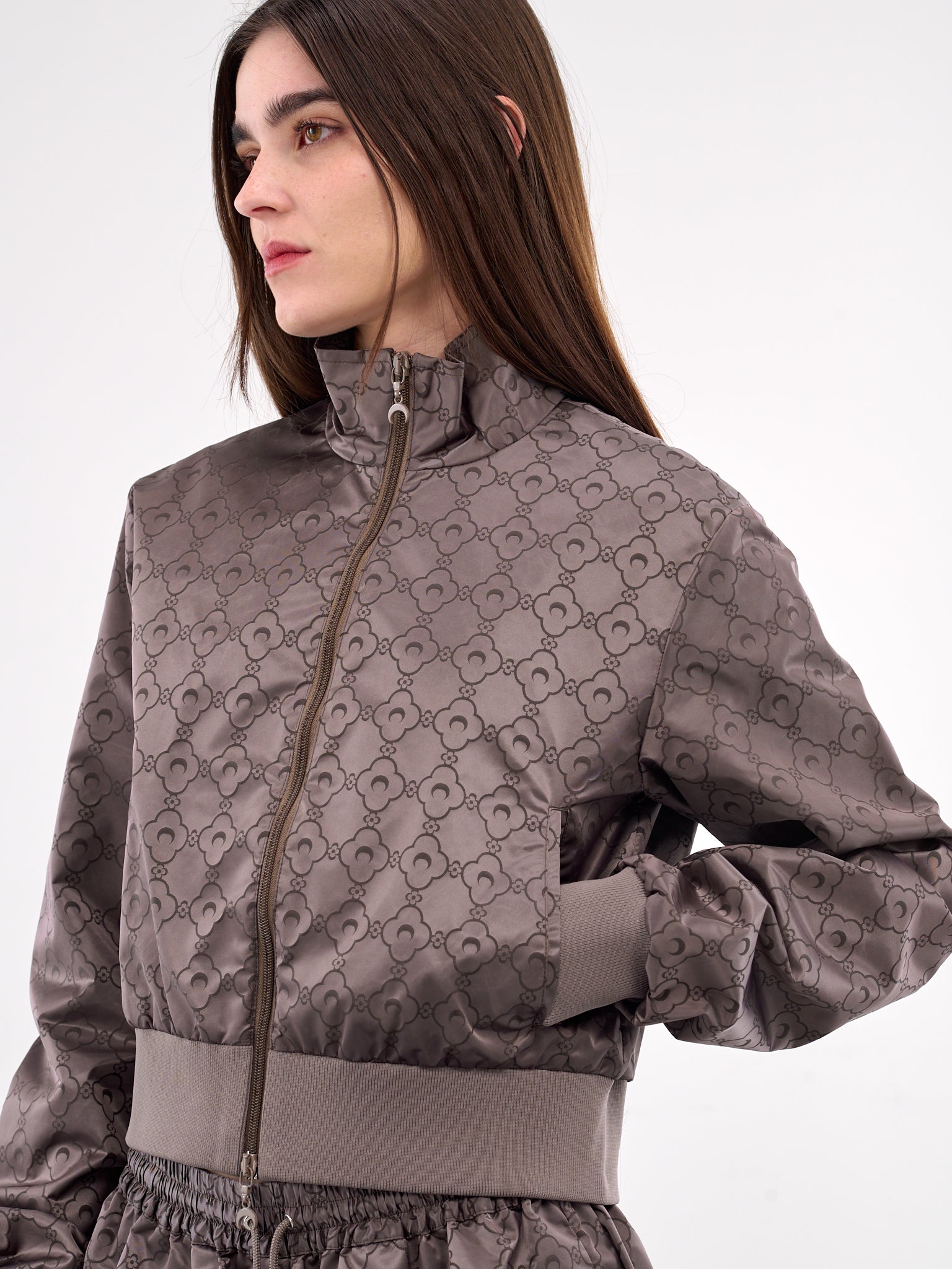 Recycled Jacquard Nylon Track Jacket (UJA060A-CWOV0055-STONE-GREY)