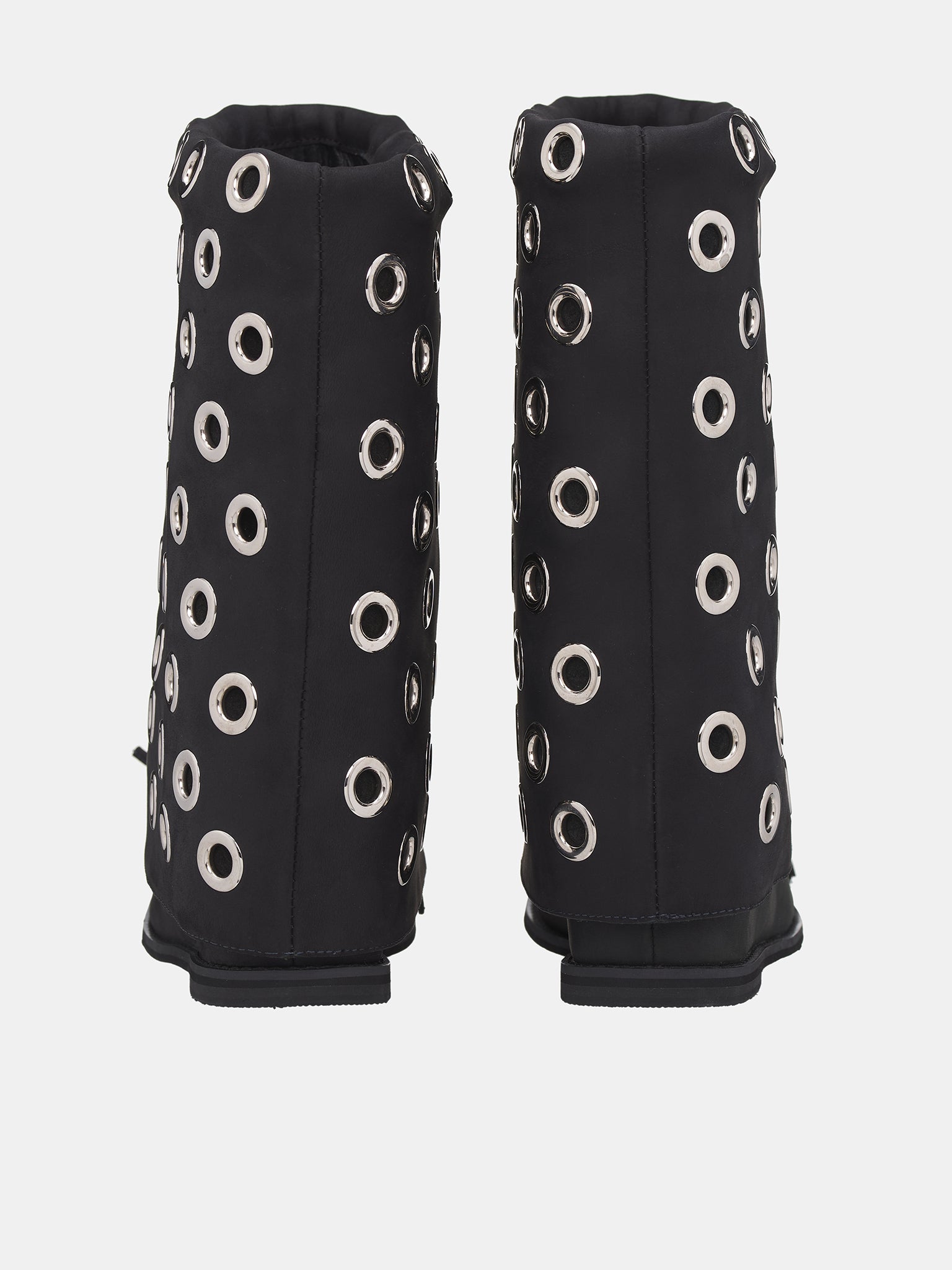 Rivet Wide Shaft Boots (UK00-HLBBS-BLACK-STUD)