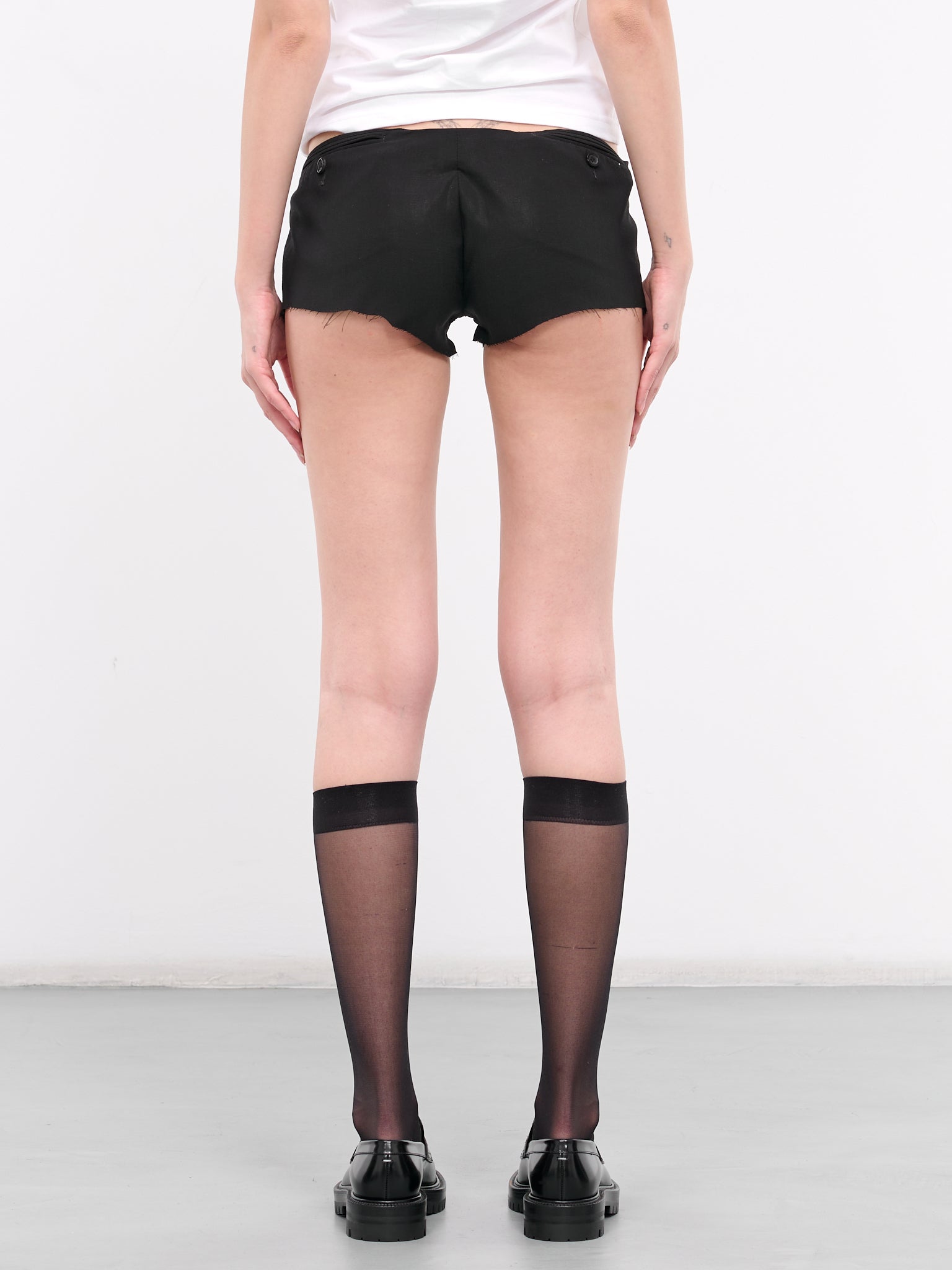 No Waist Suit Shorts (W23095NWS2-BLACK)