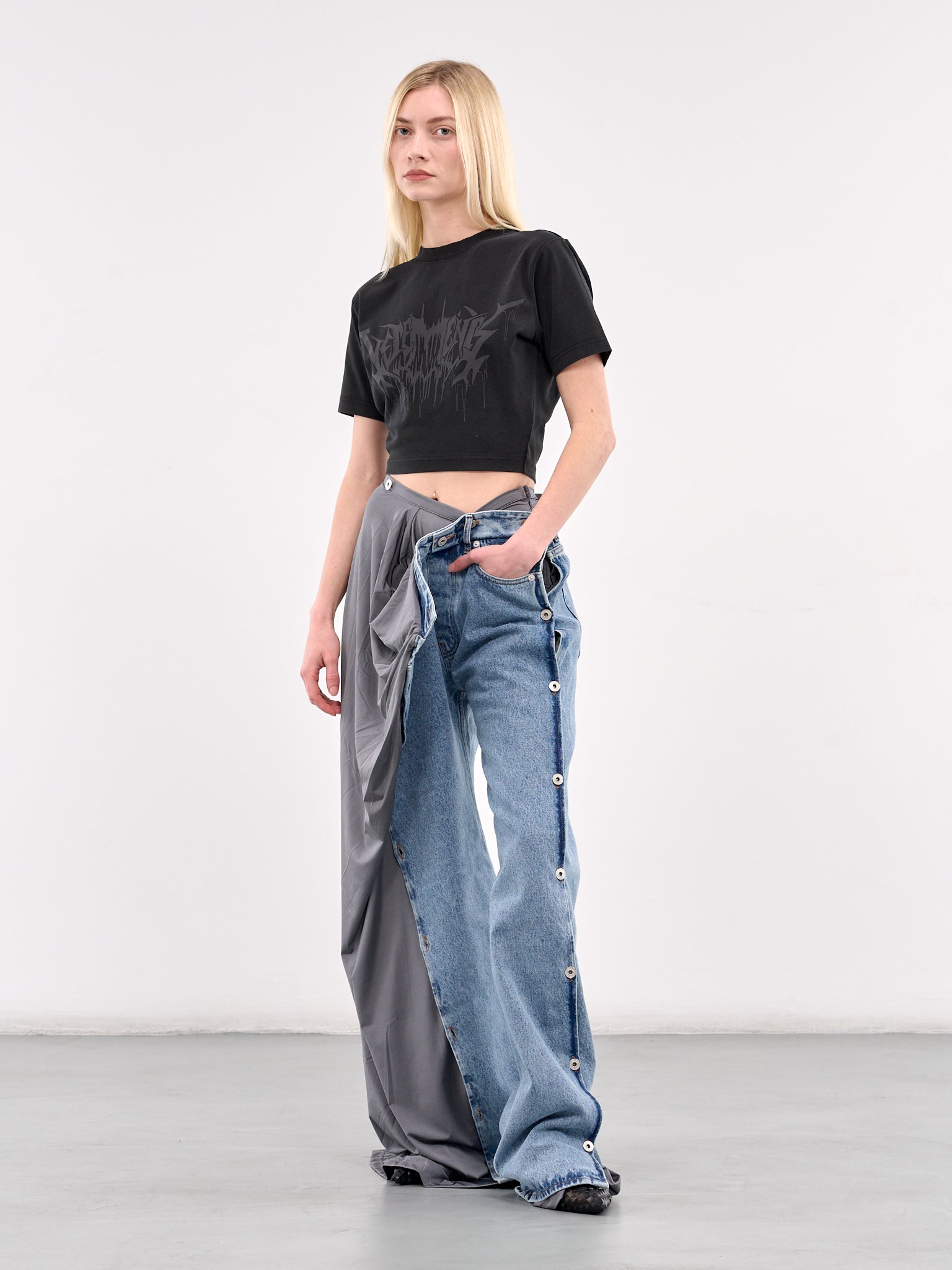 Drip Metal Cropped Tee (WA66TR730B-BLACK)