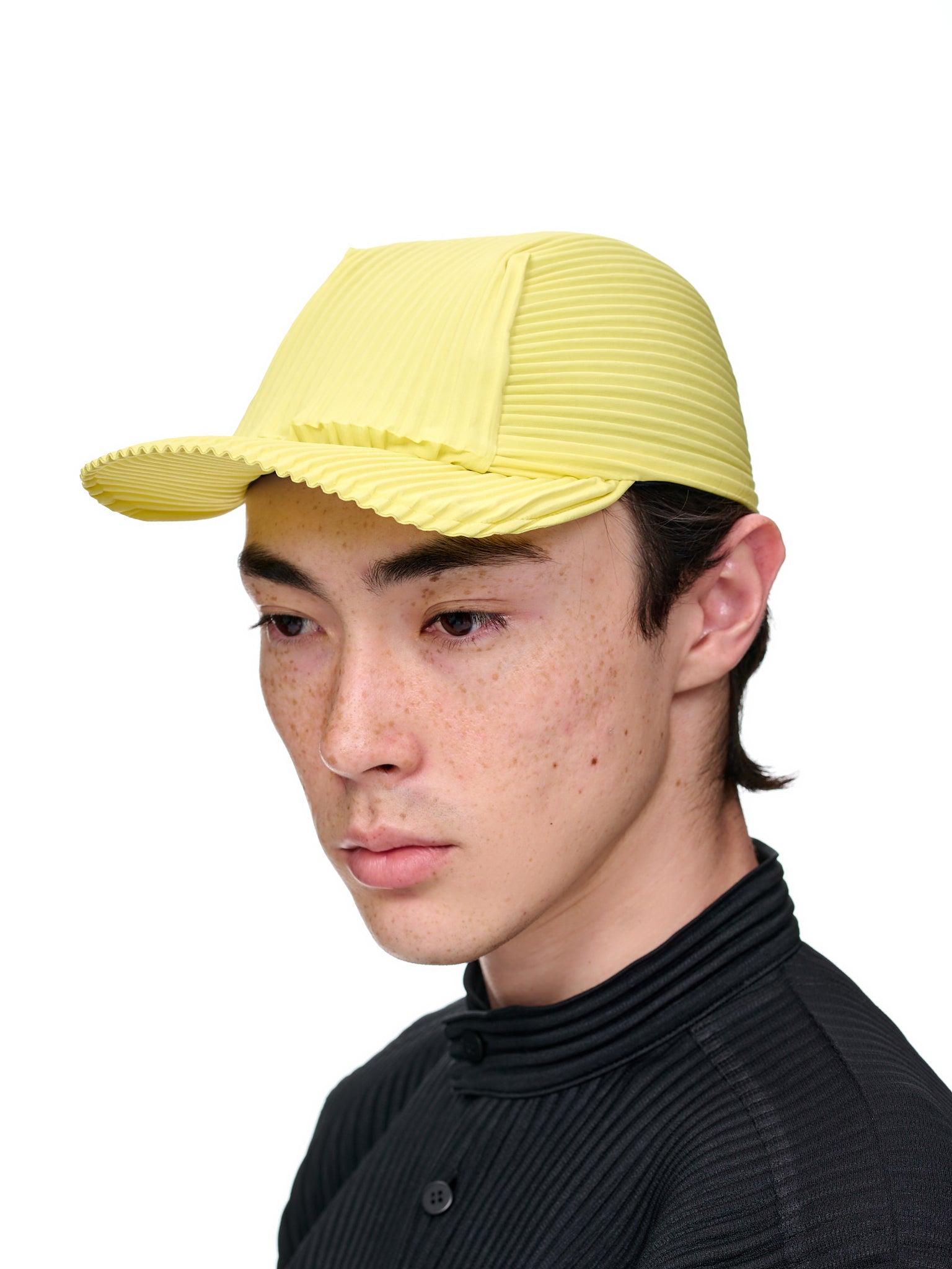 HOMME PLISSÉ ISSEY MIYAKE Pleats Cap | H. Lorenzo