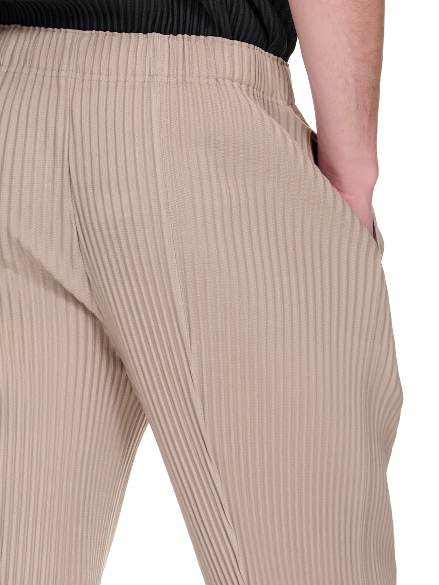 HOMME PLISSÉ ISSEY MIYAKE Seam Pleats Bottoms | H. Lorenzo