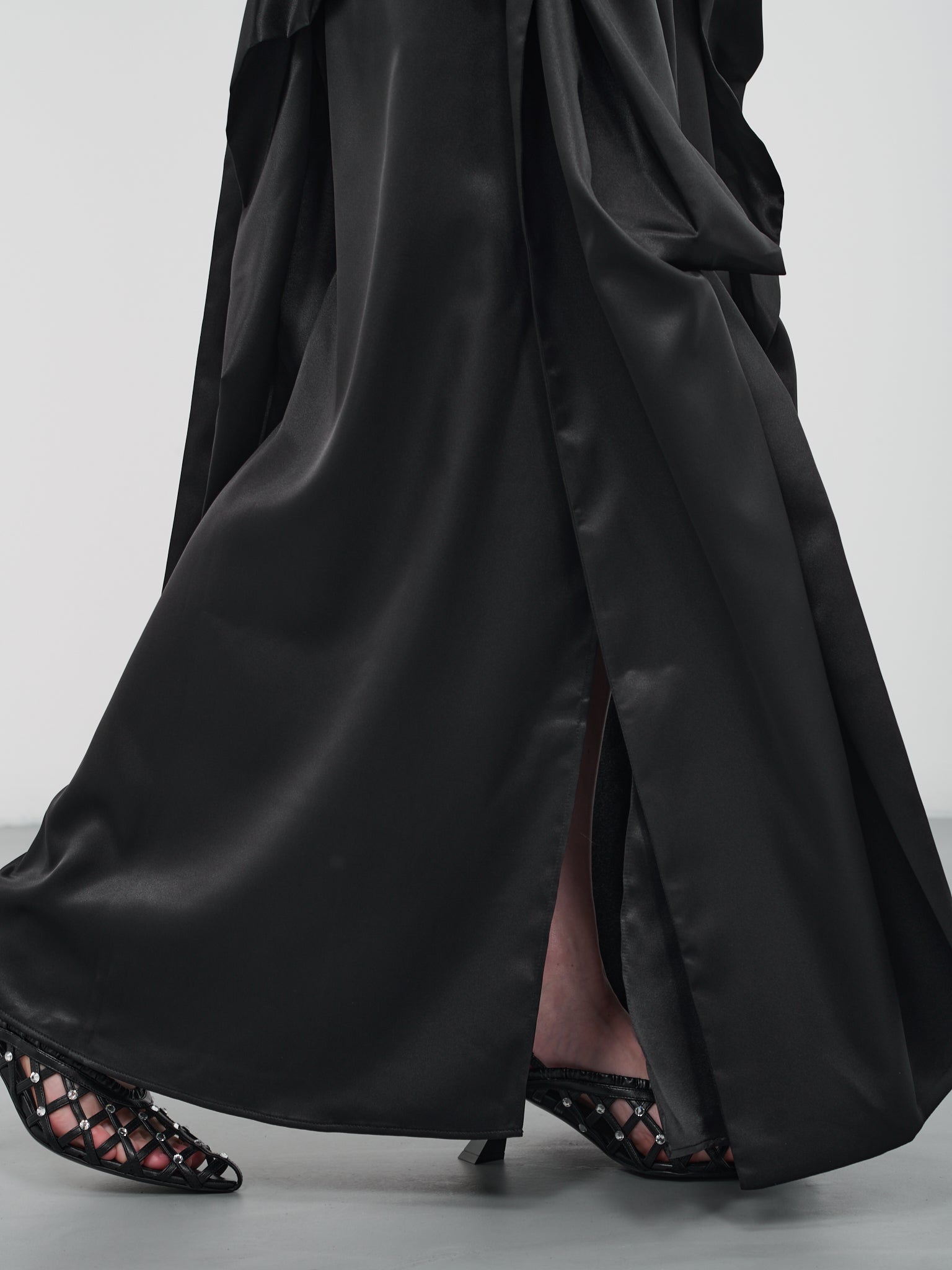 Satin Bow Skirt (SKIR000527-BLACK)